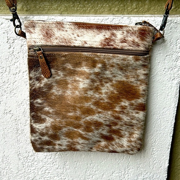 Myra cowhide bag 💼 EUC - Picture 6 of 13